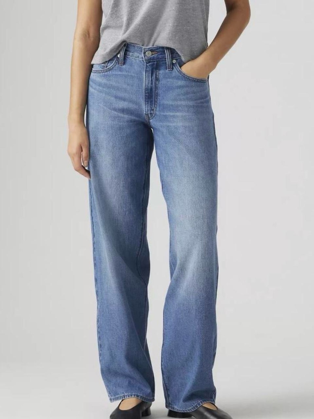 Levi’s Baggy Dad Linen + Denim Lightweight Jeans - Picture 2 of 5
